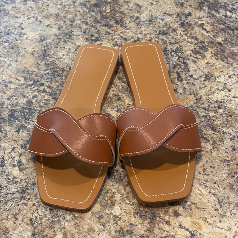 Tan leather sandal